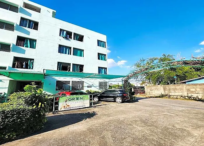 Green Apartment Hotel