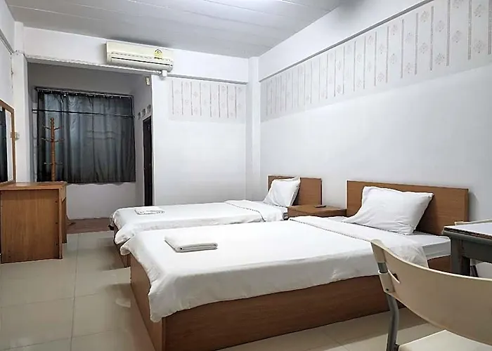 Hotel Green Apartment 3*