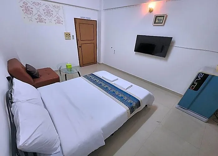Hotel Green Apartment 3*